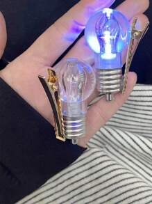 Light Bulb Hair Clip 💡