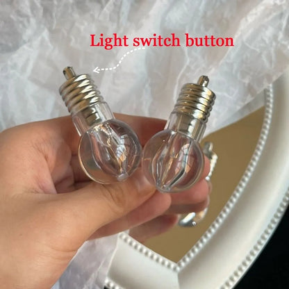 Light Bulb Hair Clip 💡