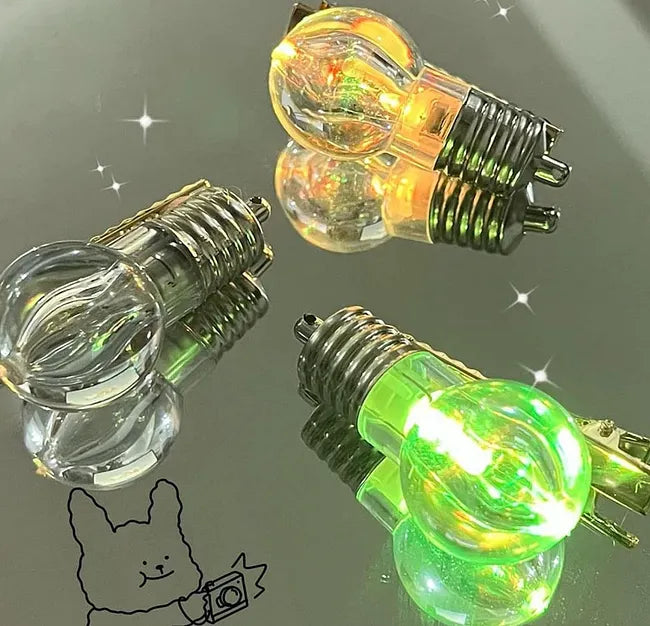 Light Bulb Hair Clip 💡